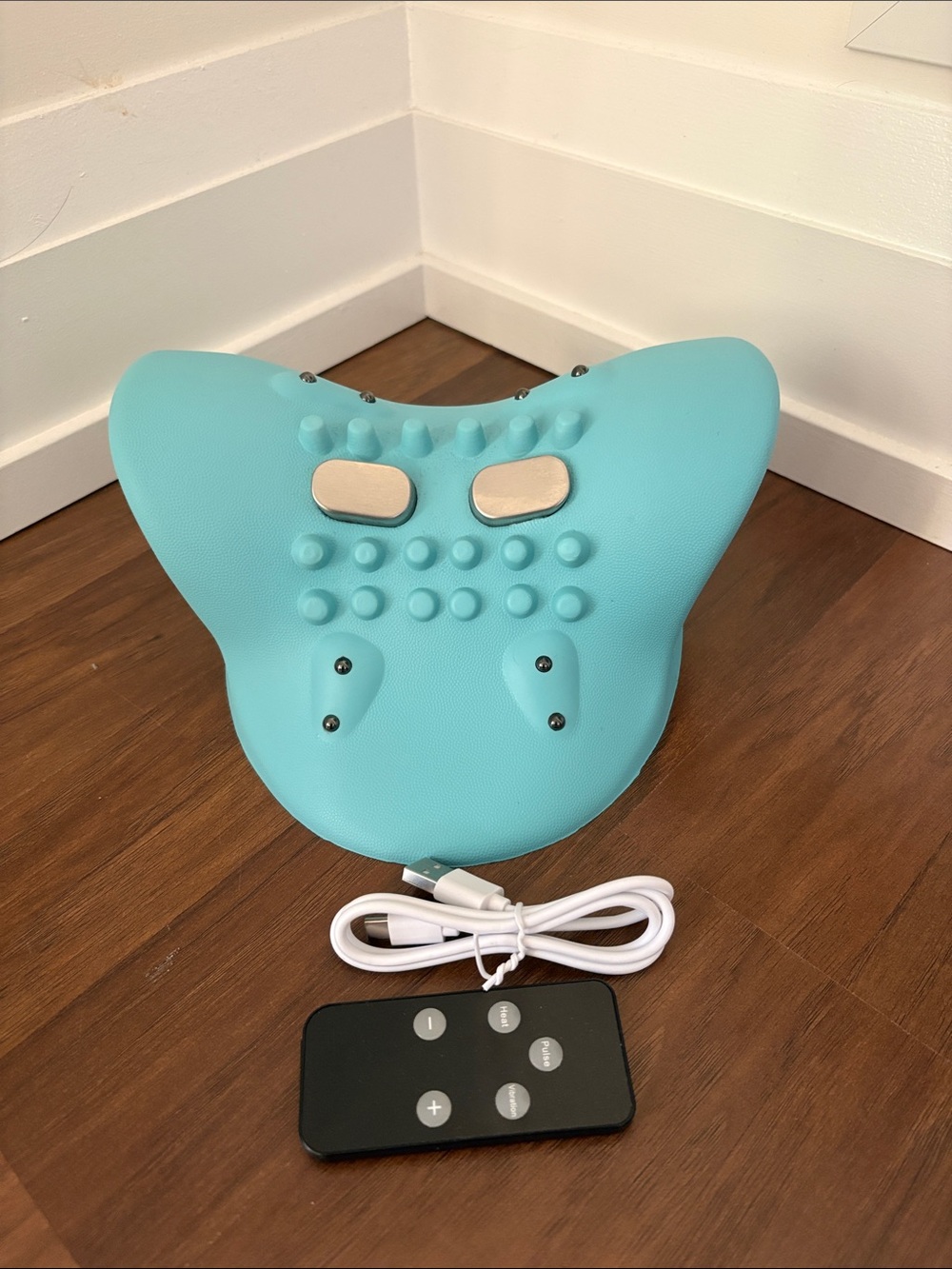 Aqua Massaging VR/AR Accessory Cushion with Remote